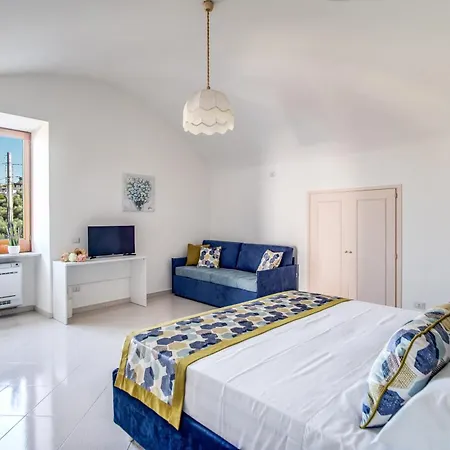 House Aura Sea View * Σορέντο