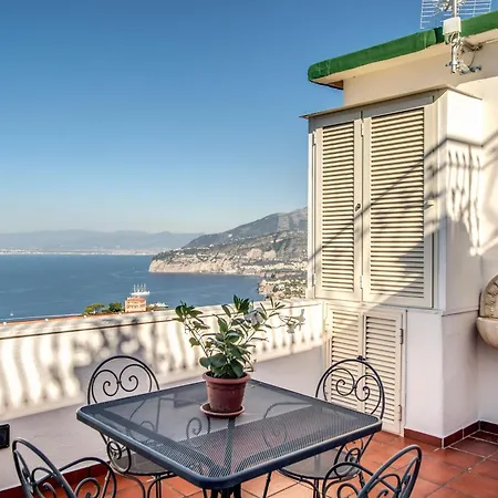 House Aura Sea View Holiday home